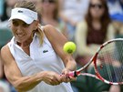 P�EKVAPEN�. Jelena Vesninov� porazila v prvn�m kole Wimbledonu Venus