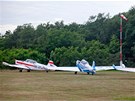 Piloti z Historické letky R�S se vydali uctít památku �eskoslovenských pilot�...
