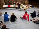Piloti z Historické letky R�S se vydali uctít památku �eskoslovenských pilot�...