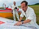 Piloti z Historické letky R�S se vydali uctít památku �eskoslovenských pilot�...