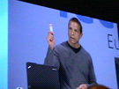 Windows 8 na USB paměti mají označené "to Go" (omluvte sníženou kvalitu snímlu Windows 8 na USB paměti mají označené "to Go" (omluvte sníženou kvalitu snímlu