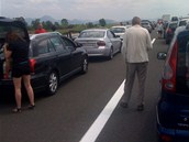 Zácpa na chorvatské dálnici A1 po tragické nehodě českého autobusu (23. června Zácpa na chorvatské dálnici A1 po tragické nehodě českého autobusu (23. června
