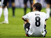 N�MECK� SMUTEK. Mesut �zil letos vyhr�l s Realem Madrid �pan�lskou ligu, s