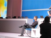 Ukázka práce s Windows 8 na tabletu na evropské konferenci TechEd. Komický byl Ukázka práce s Windows 8 na tabletu na evropské konferenci TechEd. Komický byl