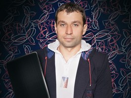 Vodní slalomář Ondřej Štěpánek předvádí nástupovou kolekci, se kterou čeští Vodní slalomář Ondřej Štěpánek předvádí nástupovou kolekci, se kterou čeští