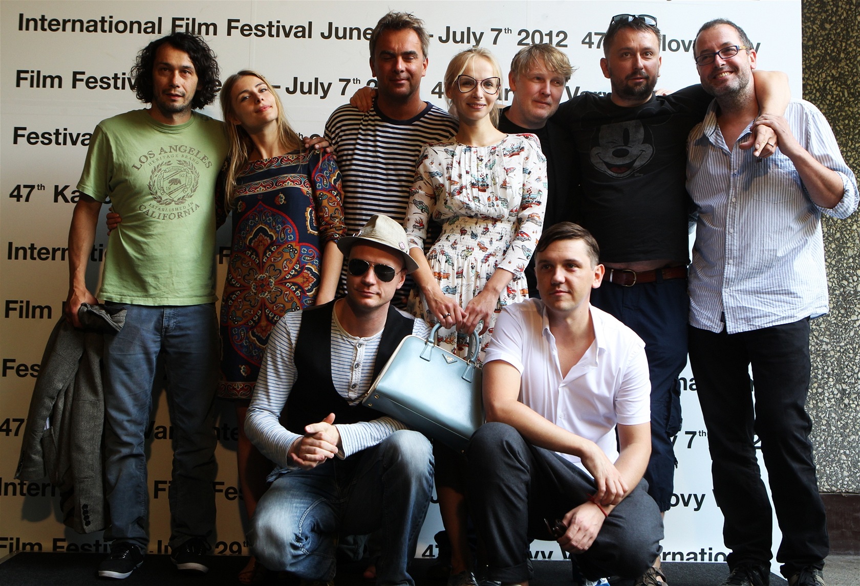 Pavel Liška, Katarzyna Zawadzka, Tomáš Matonoha, Jana Plodková, Marek Najbrt, Marek Daniel, Josef Polášek (horní řada zleva), Jan Budař a Krzysztof Czeczot při prezentaci soutěžního snímku Polski film