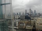 Pohled ze 14. patra nejvy���ho mrakodrapu v Evrop� - lond�nsk�ho St�epu.