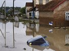 Z�plavy v Novoukrajinsku na jihu Ruska (7. �ervence 2012)