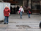 Dříve nepříliš vábné průchody mezi již strženými prodejními stánky nahradí Dříve nepříliš vábné průchody mezi již strženými prodejními stánky nahradí