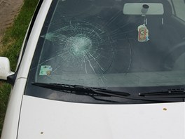 Na d�lnici D1 ��dil v �ter� zfetovan� student z Kazachst�nu ve �kod� Octavia.