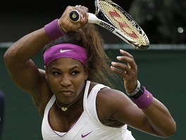 SLEDUJU TĚ. Serena Williamsová ve čtvrtfinále Wimbledonu proti Petře Kvitové. SLEDUJU TĚ. Serena Williamsová ve čtvrtfinále Wimbledonu proti Petře Kvitové.