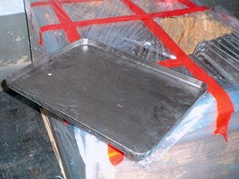 Zlod�ji ukradli z brunt�lsk� firmy zab�vaj�c� se metalurgi� zhruba 600