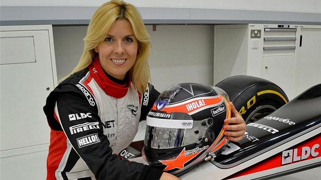 Testovací jezdkyně ruské stáje Marussia María de Villotaová Testovací jezdkyně ruské stáje Marussia María de Villotaová
