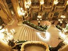 Impozantní schodiště dominuje vnitřnímu prostoru. Impozantní schodiště dominuje vnitřnímu prostoru.