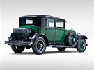 Zelený Cadillac V-8 Town Sedan, ve kterém jezdil gangster z Chicaga Al Capone,... Zelený Cadillac V-8 Town Sedan, ve kterém jezdil gangster z Chicaga Al Capone,...
