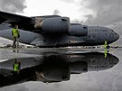 V britském Farnborough vrcholí aerosalon. Na snímku  Globemaster3 C-17A.
