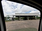 Čerpací stanice pro náklad kamionů v podniku Čepro, který spravuje produkty a Čerpací stanice pro náklad kamionů v podniku Čepro, který spravuje produkty a