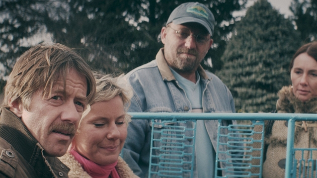Z filmu Svatá čtveřice, na snímku Jiří Langmajer, Marika Procházková, Hynek... Z filmu Svatá čtveřice, na snímku Jiří Langmajer, Marika Procházková, Hynek...