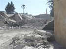 Rozst��len� budovy v provincii Aleppo (20. �ervence 2012)