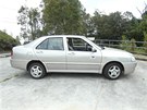 Jin� kraj, jin� mrav. Na malajsijsk�m ostrov� Langkawi p�j�uj� prapodivn� auta....