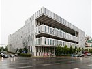 Amazon Court: Podobu administrativn� budovy z roku 2009 v Karolinsk� ulici v