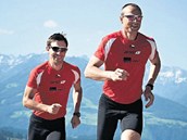 Letní tréninky zavedly dálkové běžce Řezáče (vpředu) a Koukala i do rakouského Letní tréninky zavedly dálkové běžce Řezáče (vpředu) a Koukala i do rakouského