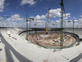 Stadion pojme 80 000 div�k�
