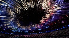 A TO UŽ BYLO VŠECHNO. Slavnostní zahájení londýnské olympiády končí barevným A TO UŽ BYLO VŠECHNO. Slavnostní zahájení londýnské olympiády končí barevným