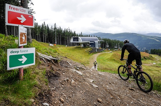 Freeride u horn� stanice Hromovky