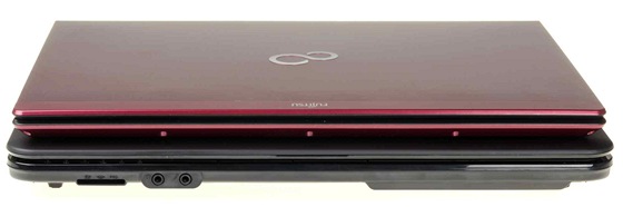 Fujitsu - přední strana Fujitsu - přední strana