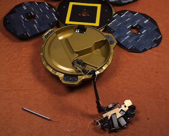 Britsk� sonda Beagle 2, kter� se odml�ela po p�ist�n� na Marsu v roce 2003