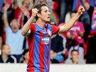 A JE TAM DAL��. Marek Hanousek z Plzn� slav� p�t� g�l v s�ti Ruchu Chorz�w.