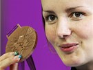 MEDAILE. Ad�la S�korov� p�zuje s bronzovou olympijskou medail� v Lond�n� (4.