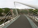 Most Zubizuri od katal�nsk�ho architekta Santiaga Calatravy