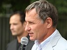 Demonstrace ve Varnsdorfu svolaná Lukášem Kohoutem. Zúčastnil se i senátor Jiří Demonstrace ve Varnsdorfu svolaná Lukášem Kohoutem. Zúčastnil se i senátor Jiří