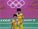 HUR�, PROHR�V�ME. Wang Siao-li (vzadu) a J� Jang z ��ny.