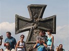 Turisté na vrch Hvězda míří i kvůli tomu, aby viděli opravený kříž. Turisté na vrch Hvězda míří i kvůli tomu, aby viděli opravený kříž.