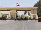 Transport�ry egyptsk� arm�dy u hrani�n�ho p�echodu Raf�h (10. srpna 2012)