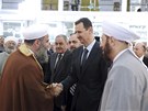 Syrsk� prezident Ba��r Asad se po m�s�ci objevil na ve�ejnosti v r�mci modliteb...