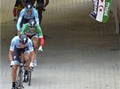 �TYBAR�V A RABO��V T�M. T�m Omega-Pharma Quickstep b�hem prvn� etapy Vuelty.