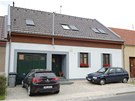 Star� d�m majitel zboural a m�sto n�j postavil nov�. 