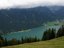 Pohled od m�sta Durrakreuz, kde obvykle startuj� vyznava�i paraglidingu na