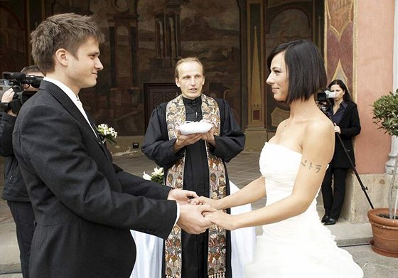 Manželé Brzobohatí si řekli své ano v říjnu 2008. Manželé Brzobohatí si řekli své ano v říjnu 2008.