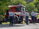 Policejn� hl�dka si na pomoc p�ivolala hasi�e z Ostrova a Karlov�ch Var�.