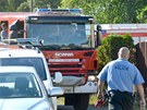 Policejn� hl�dka si na pomoc p�ivolala hasi�e z Ostrova a Karlov�ch Var�.