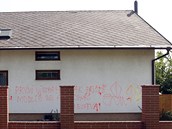Počmáraný dům starosty Třebechovic pod Orebem Jiřího Němce Počmáraný dům starosty Třebechovic pod Orebem Jiřího Němce
