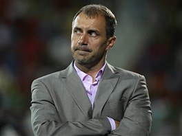 Tren�r olomouck�ch fotbalist� Roman Pivarn�k.