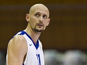 �esk� basketbalov� reprezentant Lubo� Barto�