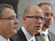 Politici ČSSD nabídli koalici předčasné volby spojené s přímou volbou