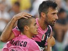 Sebastian Giovinco (vlevo) se raduje ze sv�ho g�lu se spoluhr��em Mirko